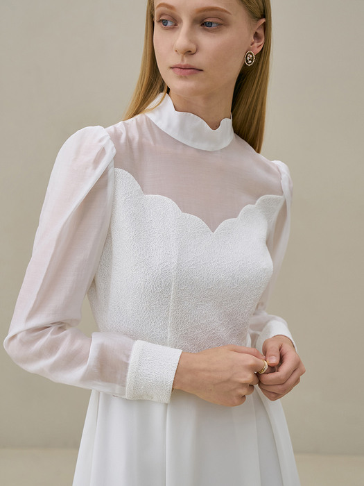 CROA Semi-high neck flared dress_white