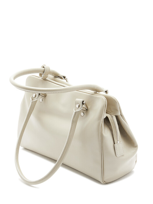 [단독]Melting Bag Off White