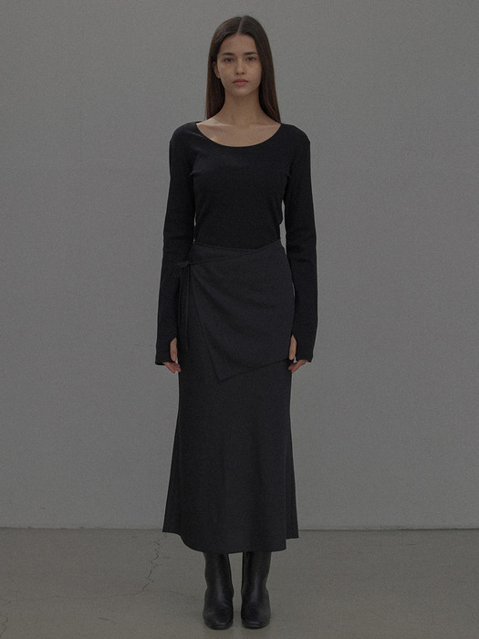Layered Satin Skirt / Black