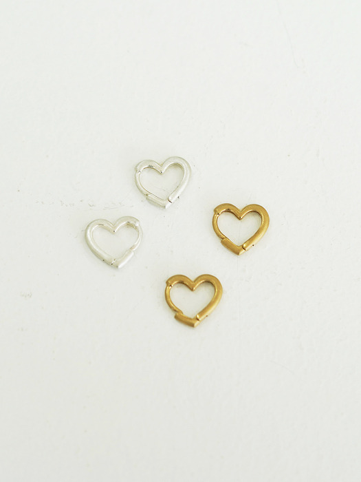Heart earring (gold)