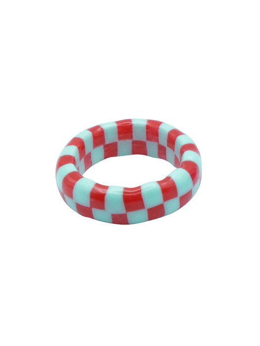chess ring-red mint