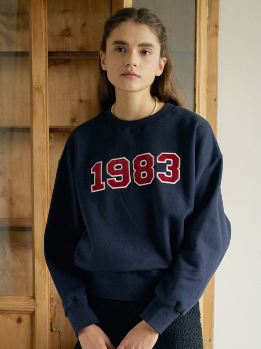 T Velboa Applique Sweatshirt_Navy