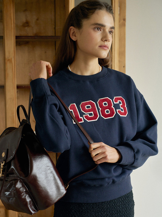 T Velboa Applique Sweatshirt_Navy