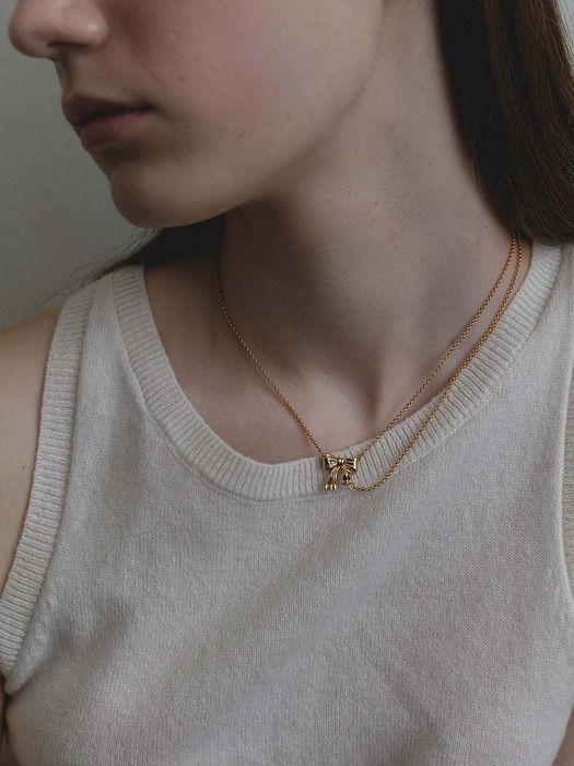 ribbon line necklace - gold
