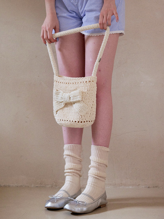 No.203 / Big Ribbon Crochet Bucket Bag _ Cream
