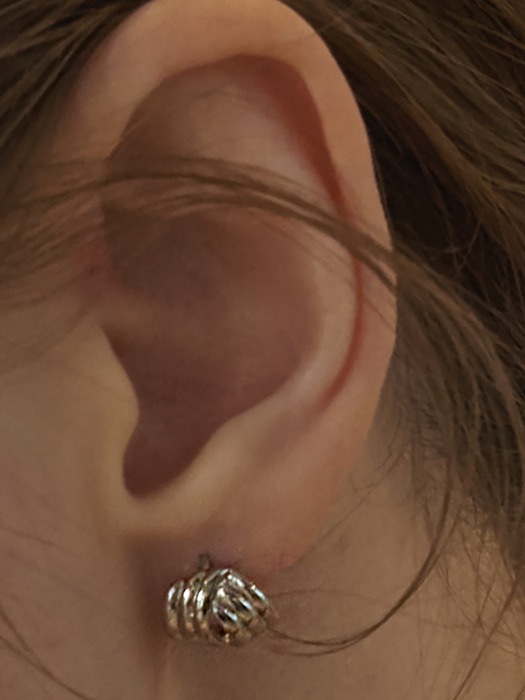 [2 colors] Organic patterned earring, Tanya