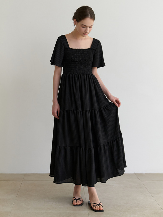 Apple tart dress (black)