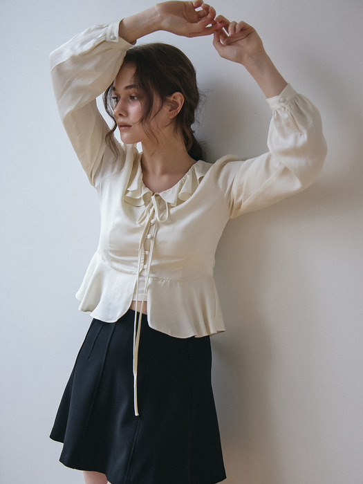 FLARE SATIN BLOUSE_CREAM