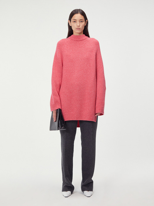 OVERSIZED LONG SLEEVE SWEATER (PINK)