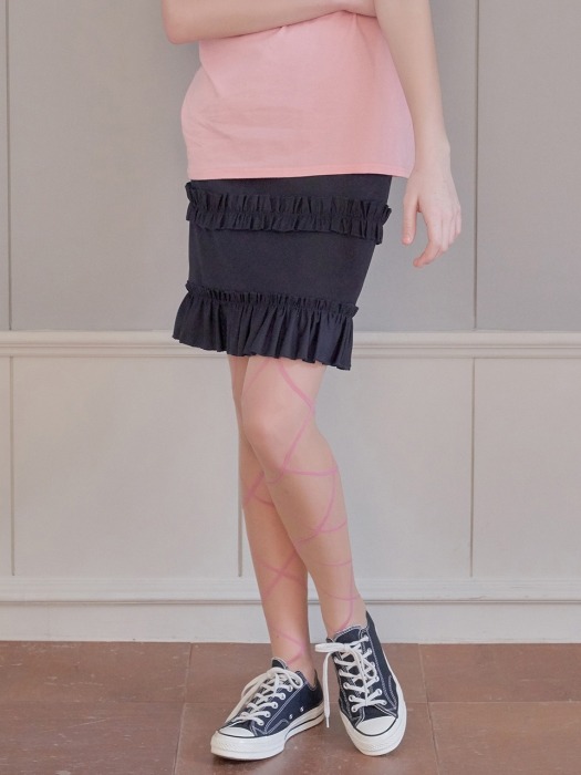 ruffle trimming skirt