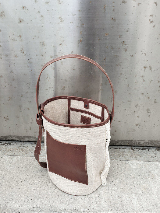 Leather Canvas Bucket Bag / Brown