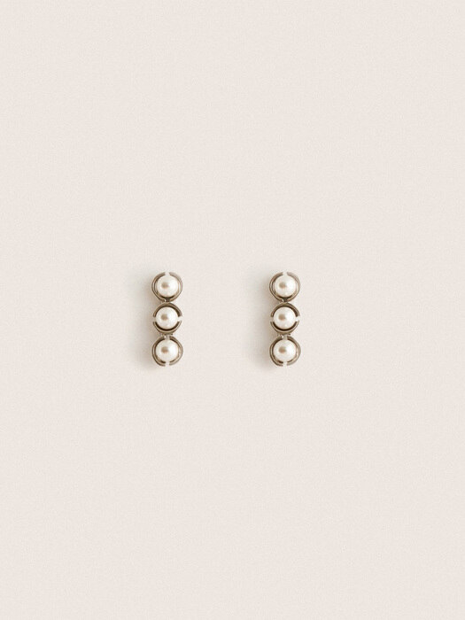 pearl earrings 003 _ 2colors