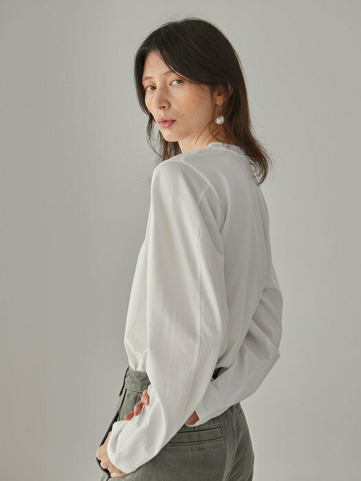 Timo Long Sleeve T_White