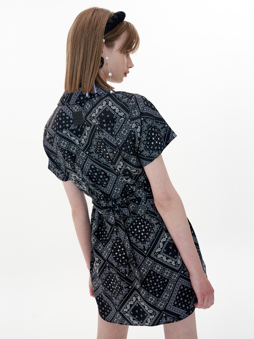 Square Neckline One-piece [Black Butterfly Paisley]