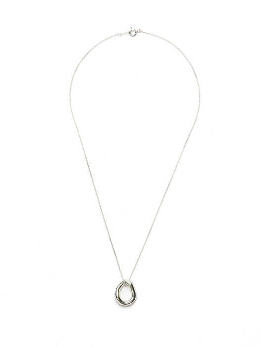 Rough Silver Oval Necklace (Ver.1)