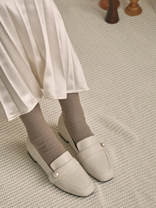 1390 Lupina Pearl Loafer-2color