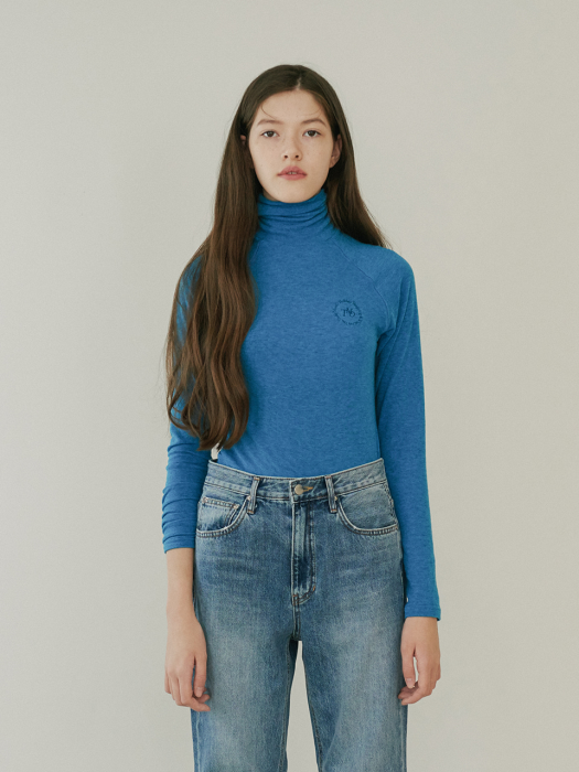 TURTLE NECK TOP (BLUE)