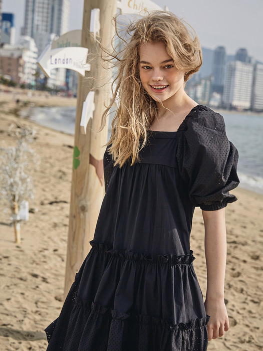 Lovely Punching Tiered Dress_BLACK