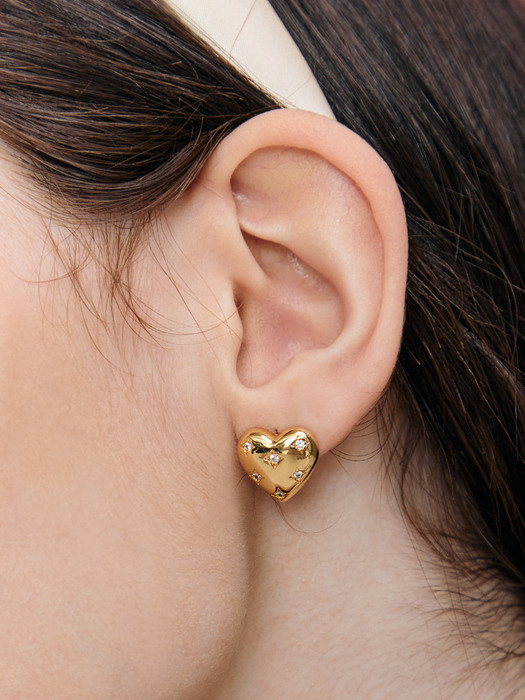 ALICE HEART EARRING