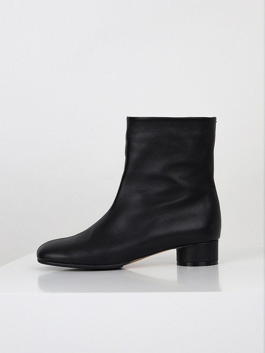 Egg Ankle Boots (2 color)