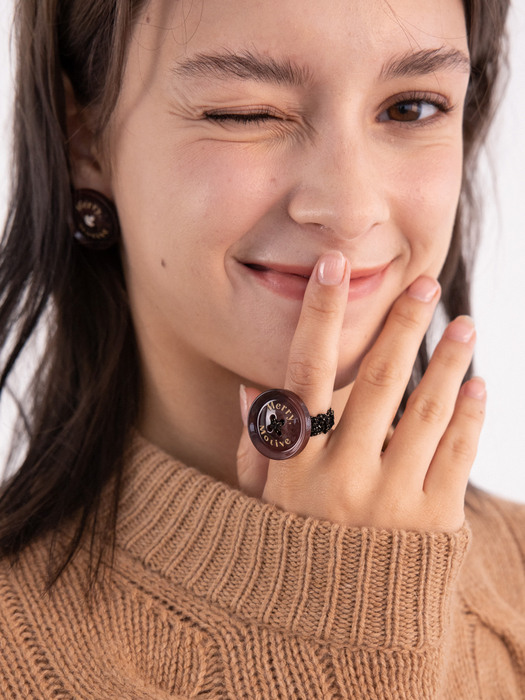 Merry,Motive signature button with knit ring (Wine)