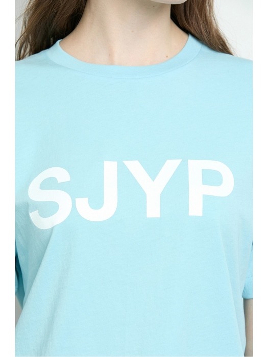 (PW2E3TTOE24WLB) SJYP 볼드 로고 티셔츠