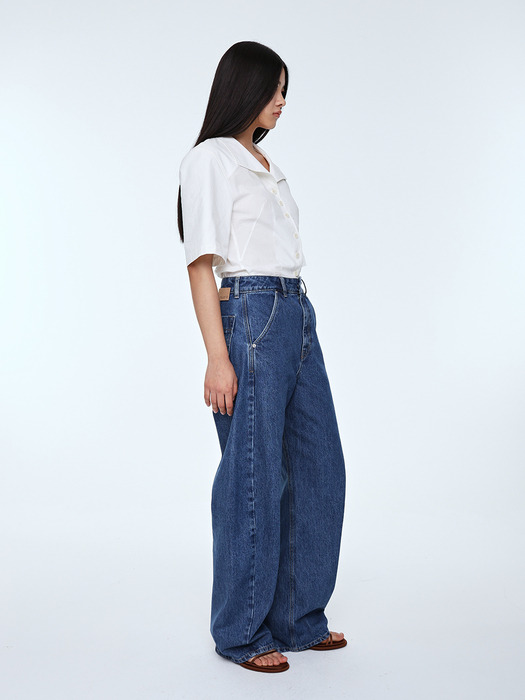 Curved Silhouette Cocoon Denim Pants _ Middle Indigo