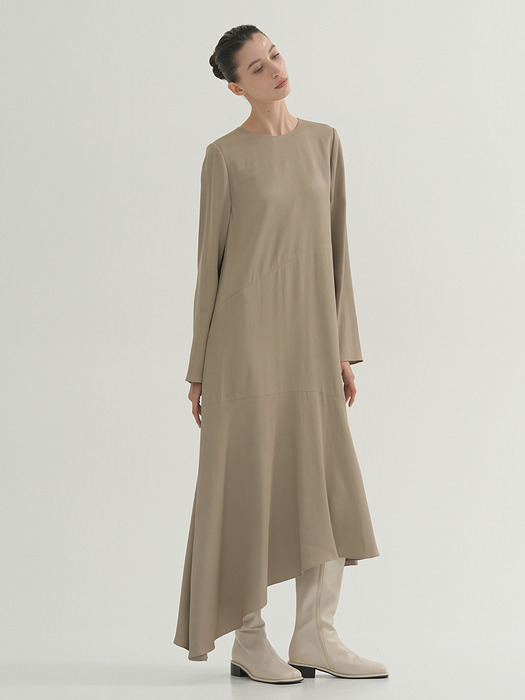 Unbalance Maxi Dress Beige