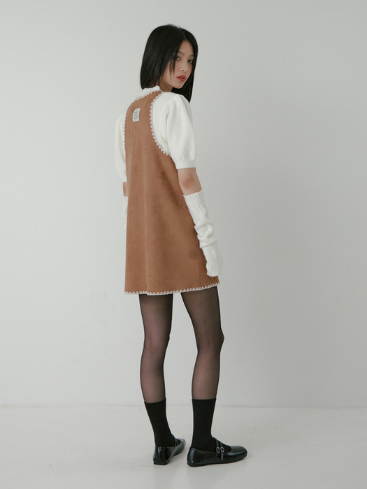 SUEDE NEEDLEWORK POCKET DRESS_CAMEL BROWN