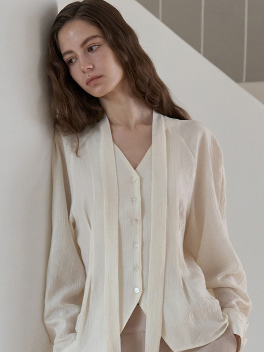 [NEW컬러추가]링클드 브이넥 스카프 블라우스 2컬러 OU1605