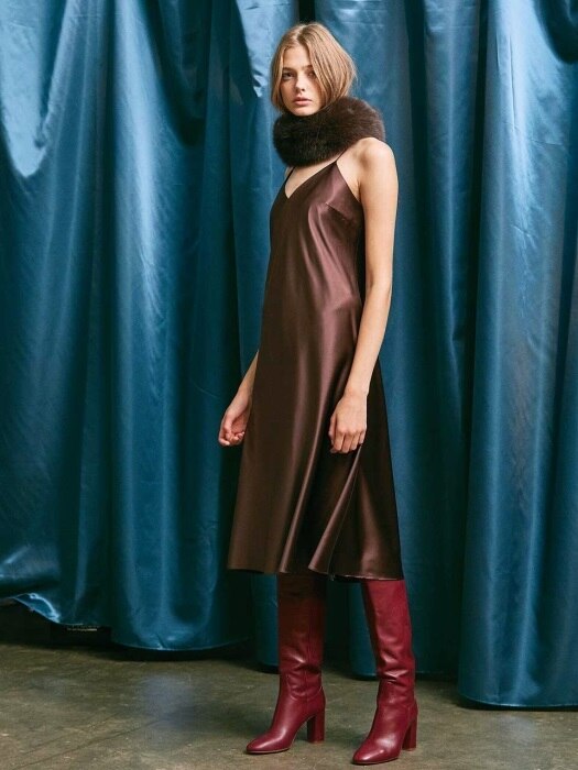 SATIN SLIP MIDI DRESS. BROWN