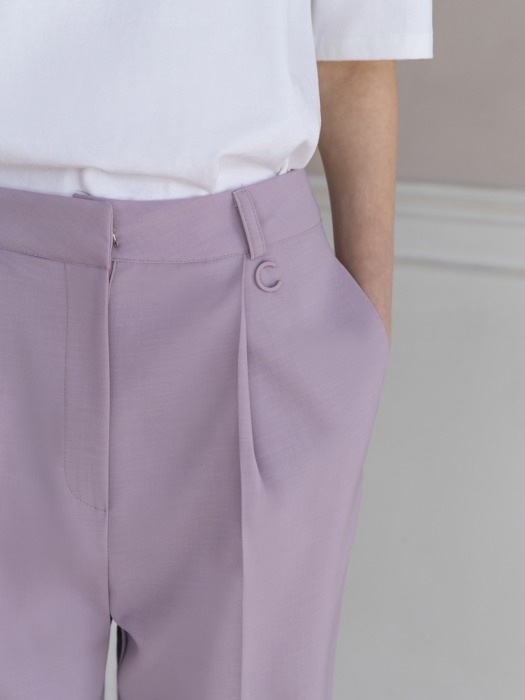 C pleated tapered trousers [LILAC]