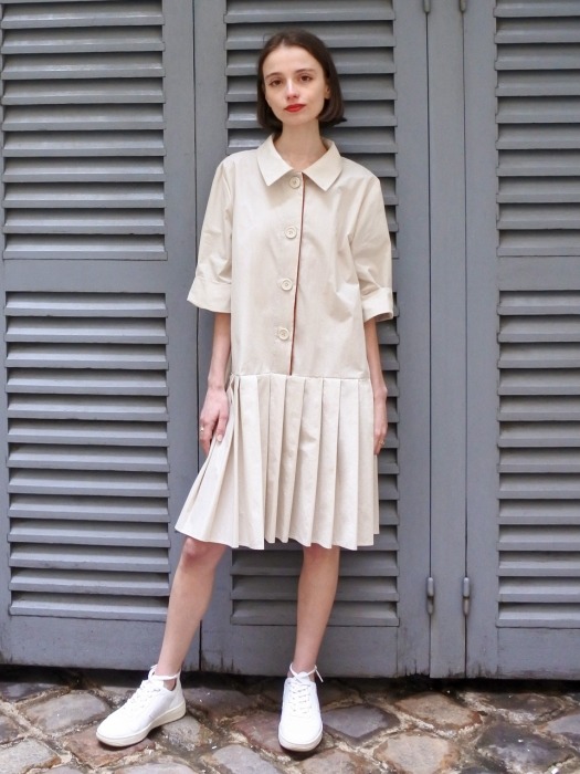 Pleated Shirts One-piece_beige