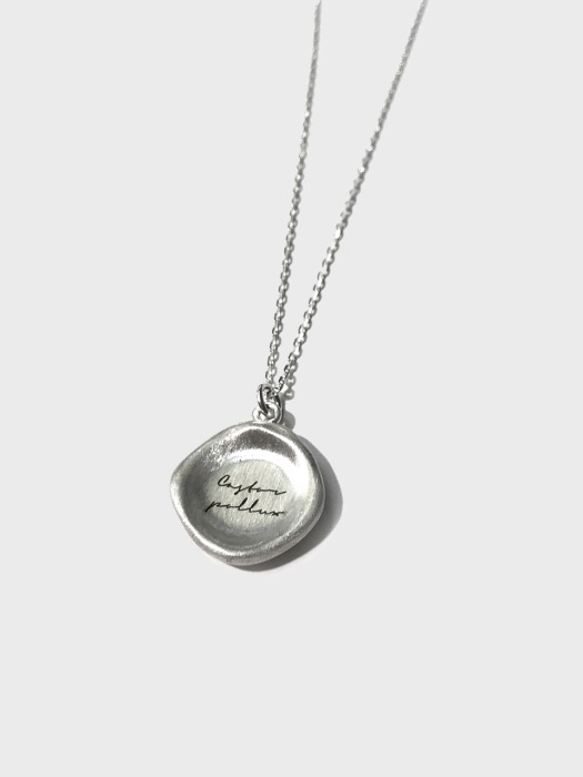 907 Crater Seal Necklace