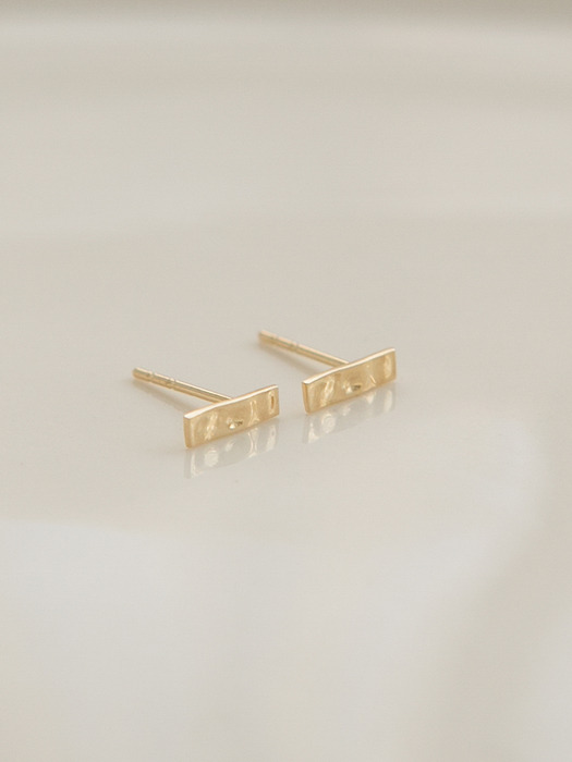 14k gold rough stick earrings (14K 골드)