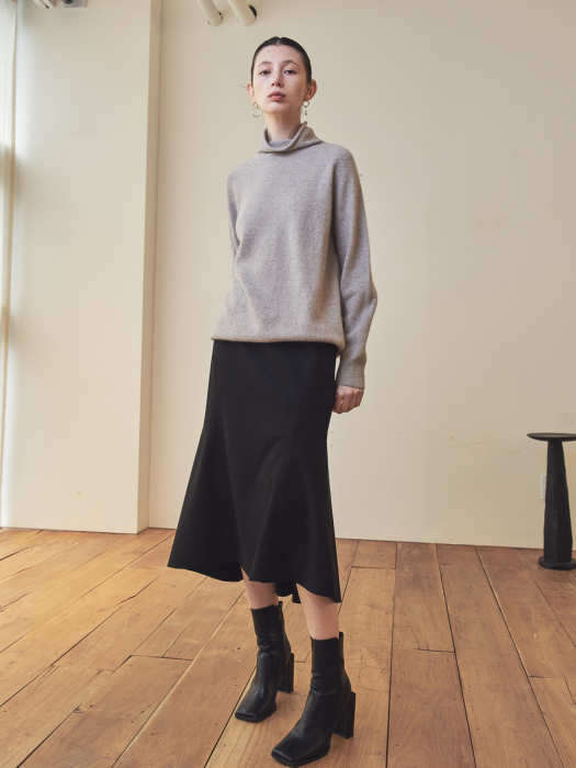 SUEDE MERMAID LINE FLARED SKIRT_BLACK