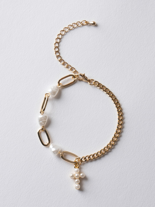 ARb20506_Pearl Cross Mix Bracelet