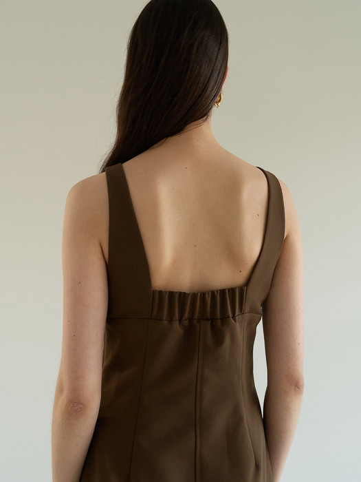 TOS SLEEVELESS LINE DRESS BROWN