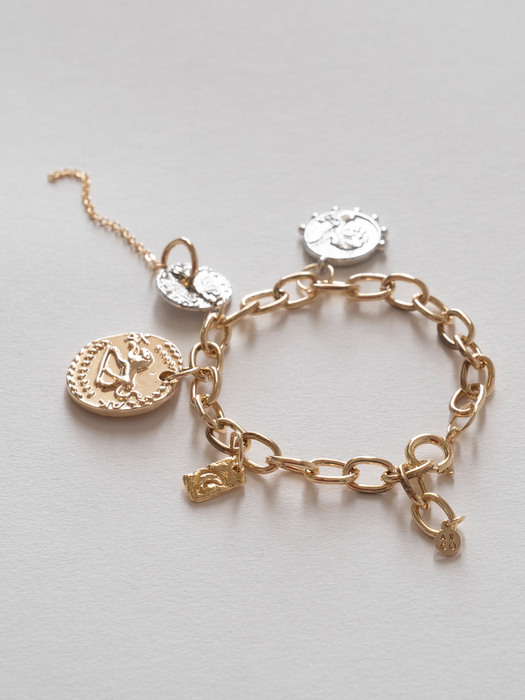 ARb21104 Coin & Chain ````````drop```````` Bracelet