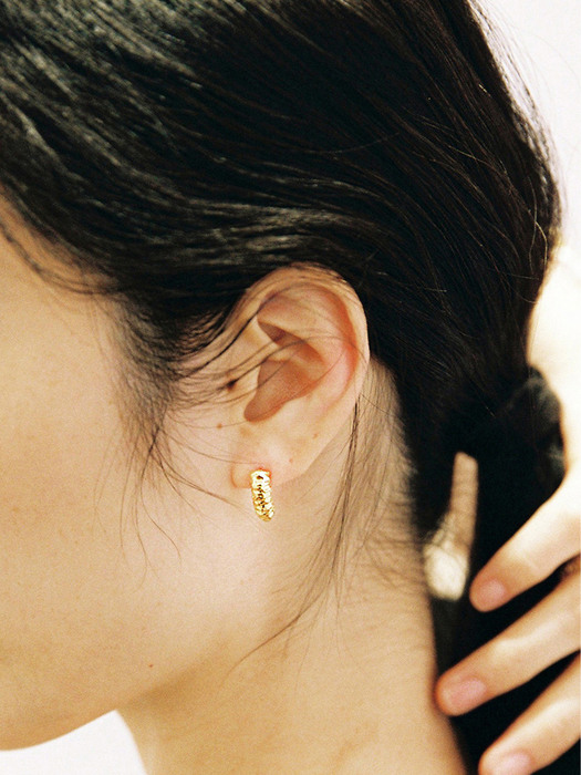 Crispy earrings Gold