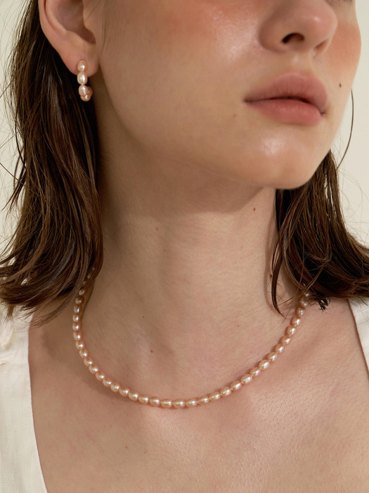 Baby Coral Pearl Choker