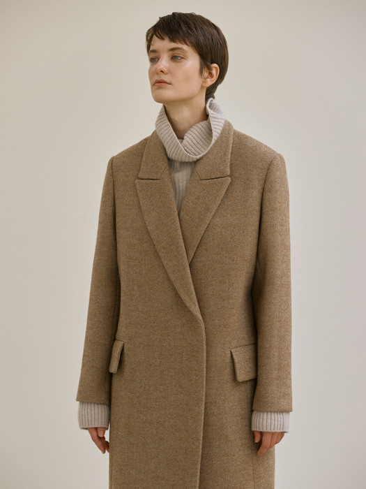 Tailored wool coat (beige)