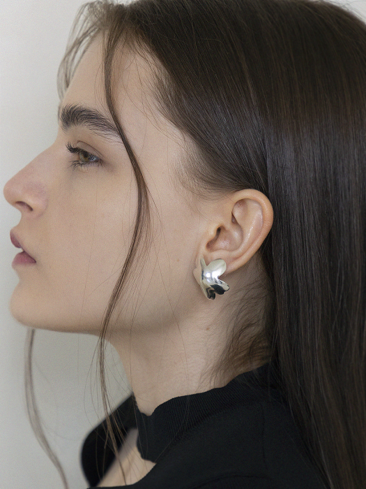 bloom cute earring