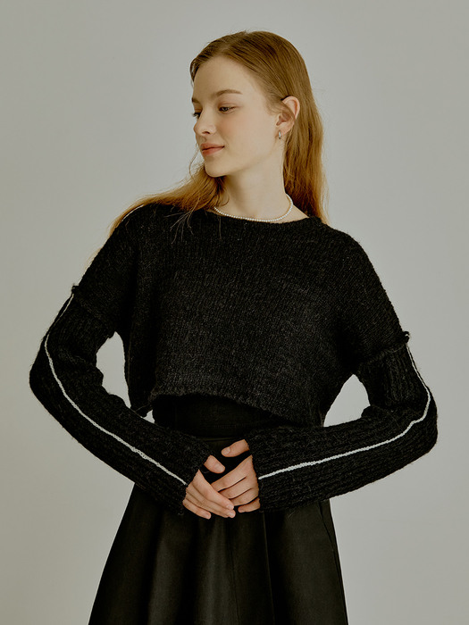 Stitch line crop knit (black)