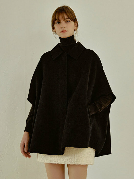 Cape handmade half coat (black)
