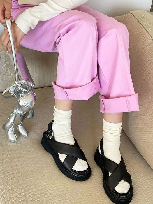 [단독] IS_231445 X Cross Buckle Sandals (2colors)