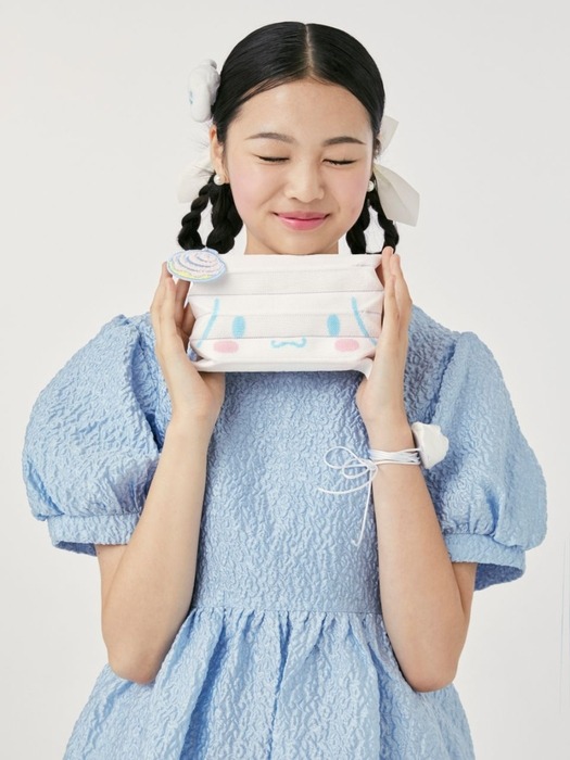 Lucky Pleats Knit Clutch S Cinnamoroll Cream White