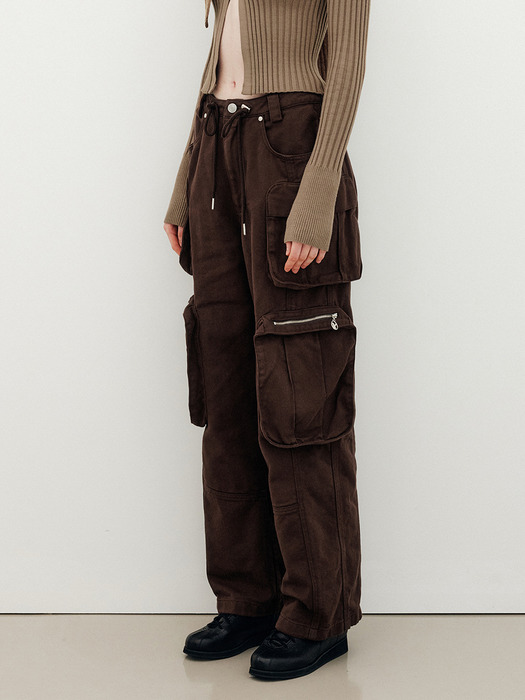 COTTON TWILL CARGO STRING WIDE PANTS - BROWN