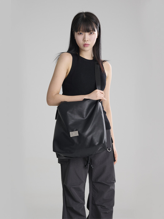 LEATHER CITY CROSS BAG [BLACK]