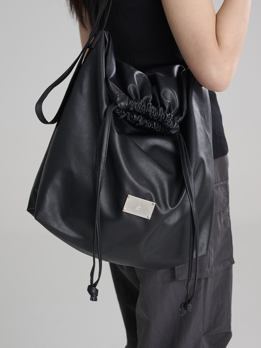 LEATHER CITY CROSS BAG [BLACK]